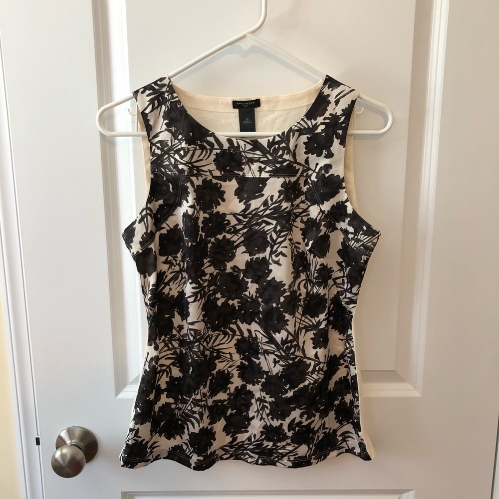 Ann Taylor Black & White Floral Top